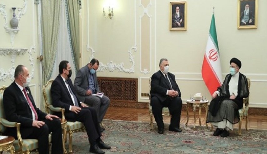 رئيسي: يجب إخراج القوات الأجنبية من الأراضي السورية بأسرع وقت