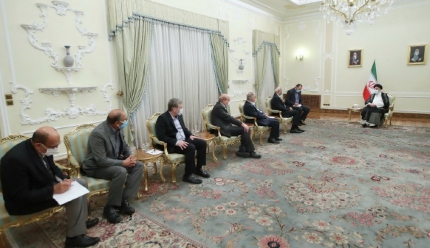 مقاومت تنها راه پیروزی در مقابل صهیونیست ها است/ کسانی که به دنبال عادی سازی روابط با رژیم صهیونیستی هستند به اشتباه خود پی خواهند برد