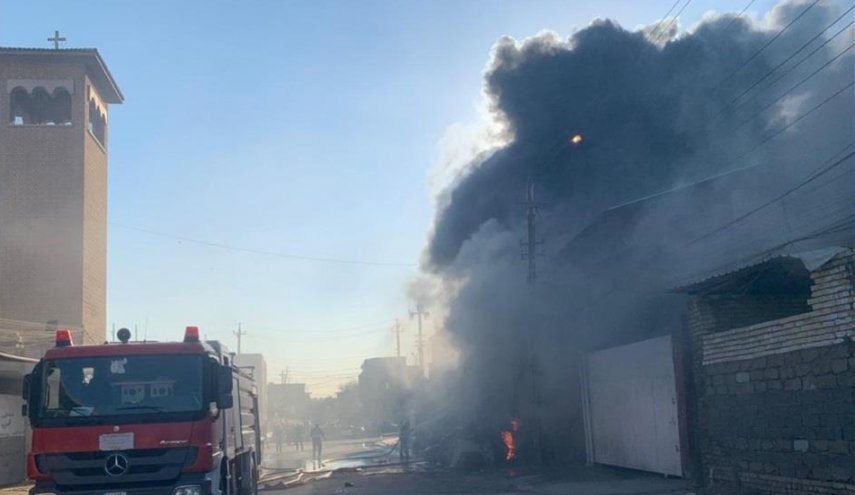العراق.. نشوب حريق هائل بمنطقة الكرادة