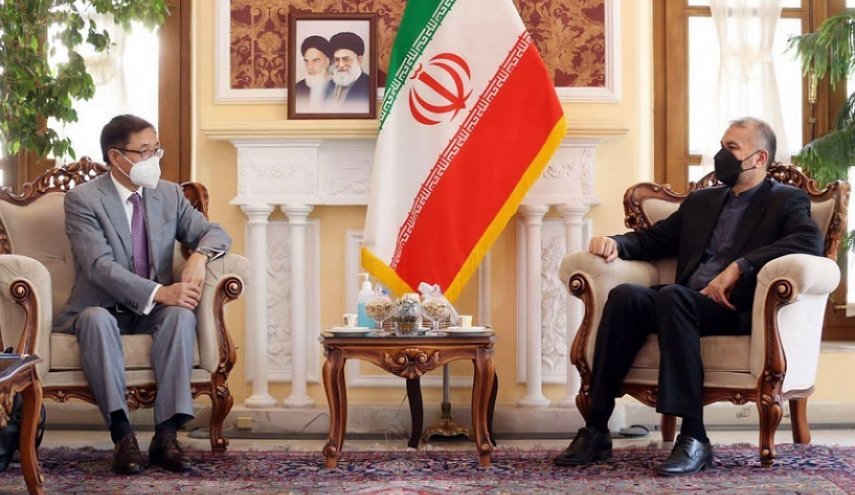 مندوب الصين في شؤون أفغانستان يلتقي بمرشح الخارجية الإيرانية