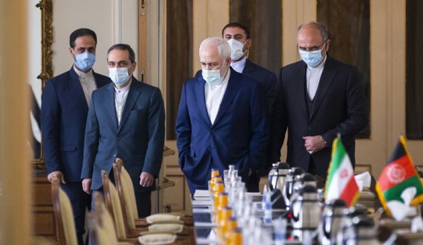 ظریف در پیام خداحافظی: برای پاسداری از منافع ملی، همیشه نمی‌توانستم آن گونه که دوست داشتم سخن بگویم