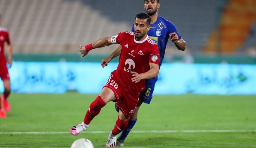 الدوري الايراني يرفع حظر استقدام اللاعبين والمدربين الأجانب

