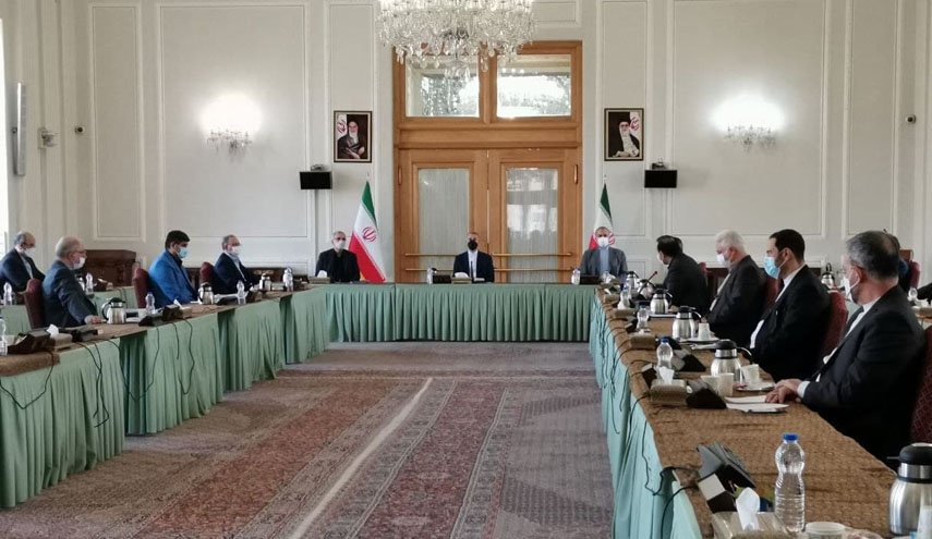 برگزاری اولین جلسه مشترک وزارتخانه‌های بهداشت و امور خارجه درباره واکسن کرونا با حضور امیرعبداللهیان