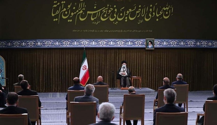 رهبر انقلاب: شیوه صحیح جمهوری اسلامی از اول، همراهی حرکت انقلابی با عقلانیت بوده است/ مطالبه دولت کنونی آمریکا همان مطالبه ترامپ است/ در افغانستان طرفدار «مردم» هستیم