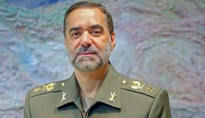 امیر آشتیانی: ارتقای سامانه های دفاعی در راس امور وزارت دفاع خواهد بود