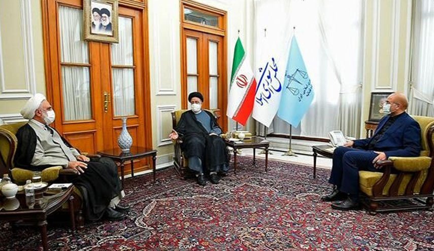 نشست سران قوا به میزبانی مجلس شورای اسلامی برگزار شد