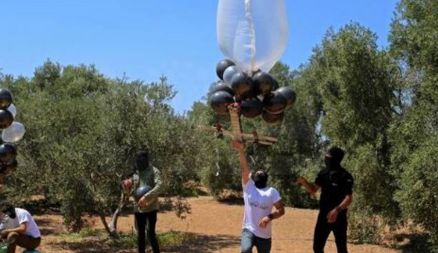باران بالُن‌های آتش‌زای فلسطینیان بر سر شهرک‌ نشینان صهیونیست