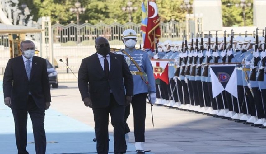 بمراسم رسمية.. أردوغان يستقبل رئيس الكونغو الديمقراطية
