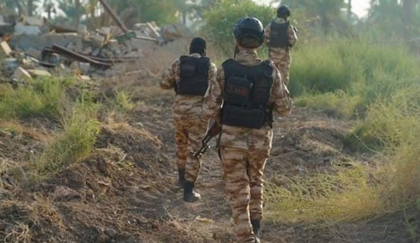الحشد الشعبی ۴ انبار سلاح داعش را در زیر زمین کشف کرد