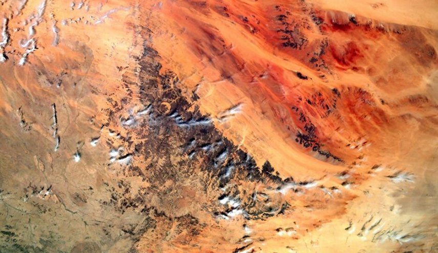 صورة مهيبة لـ'حافة الأرض' المخيفة'