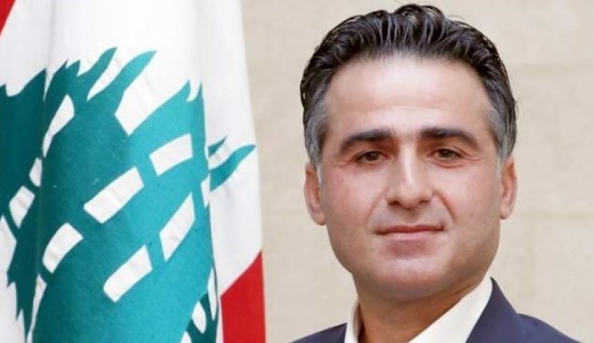 قدردانی وزیر لبنانی از حمایت ایران برای درهم شکستن محاصره آمریکا
