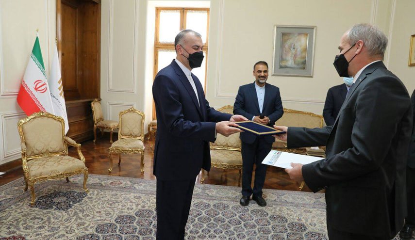 دیدار هماهنگ کننده جدید مقیم ملل متحددر تهران با امیر عبداللهیان