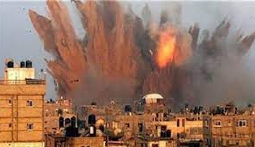 حملات هوایی آل سعود به مأرب