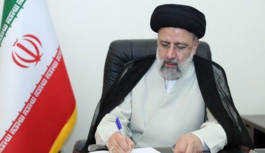 رئيسي يبرق بالتهنئة الى رئيس الوزراء الياباني الجديد
