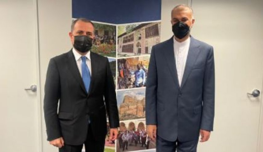 جزئیات تماس تلفنی وزرای خارجه ایران و جمهوری آذربایجان

