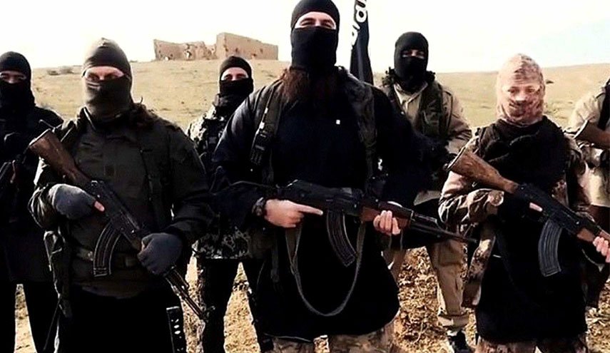 بوتين: مئات المقاتلين الدواعش يحتشدون شمال أفغانستان