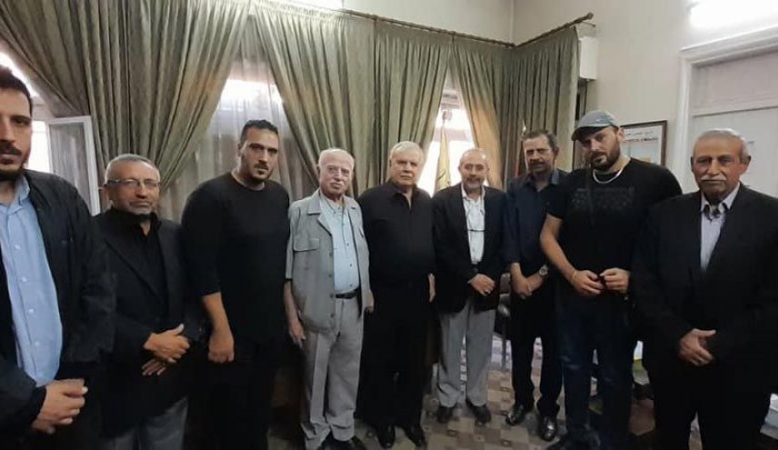  وفد من حزب الله يزور دمشق معزياً بوفاة القيادي فلسطيني