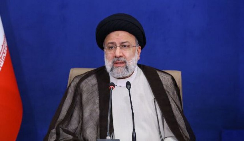 رئيسي : یجب ألا نسمح بأن تباغتنا الموجة الجديدة من كورونا