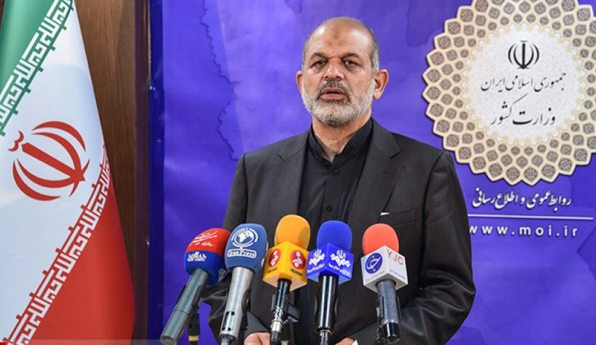 وزیر کشور: اختلال در ارائه خدمات برخی از پمپ‌های بنزین یک اشکال سامانه ای و به‌زودی رفع می‌شود