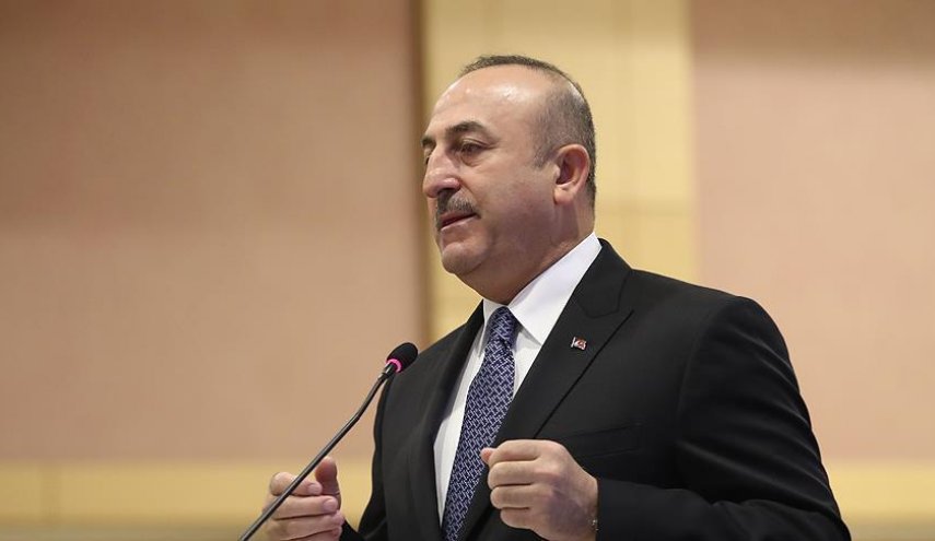 تکذیب استعفای «مولود چاووش اغلو» و درگیری لفظی با اردوغان