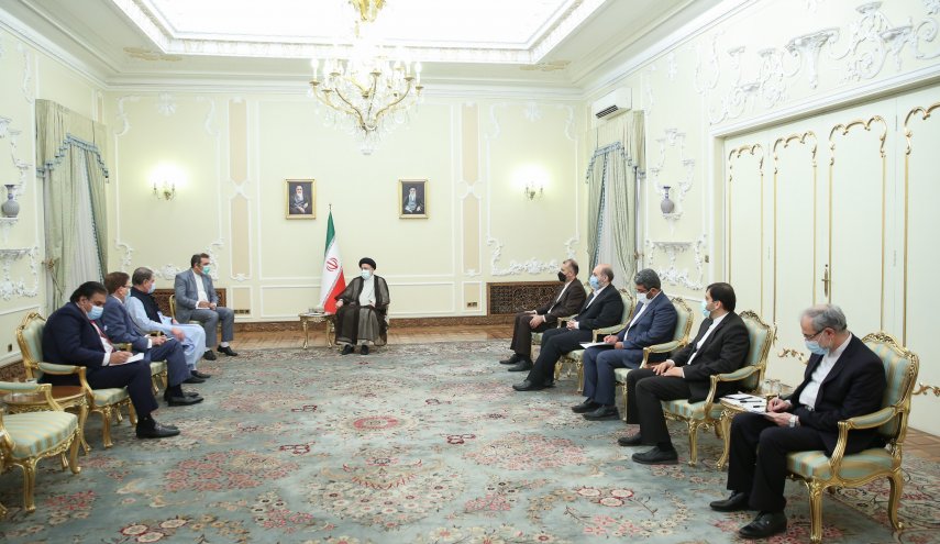 امیدواریم دولتی در افغانستان شکل بگیرد که همه مردم این کشور را نمایندگی کند/ تأکید بر افزایش روابط میان تهران و اسلام‌آباد


