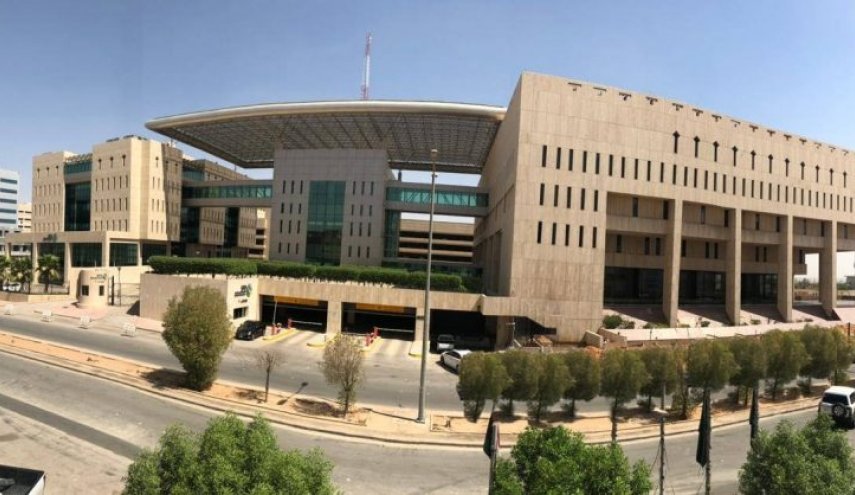 السعودية تودع 3 مليارات دولار في البنك المركزي الباكستاني 