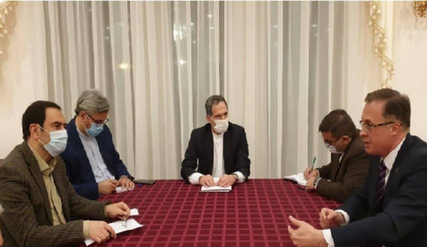 دیدار معاون امیرعبداللهیان و رئیس کمیسیون بین‌الملل مجلس بلاروس/ تلاش برای رفع مشکل اتباع ایرانی گرفتار در مززهای این کشور