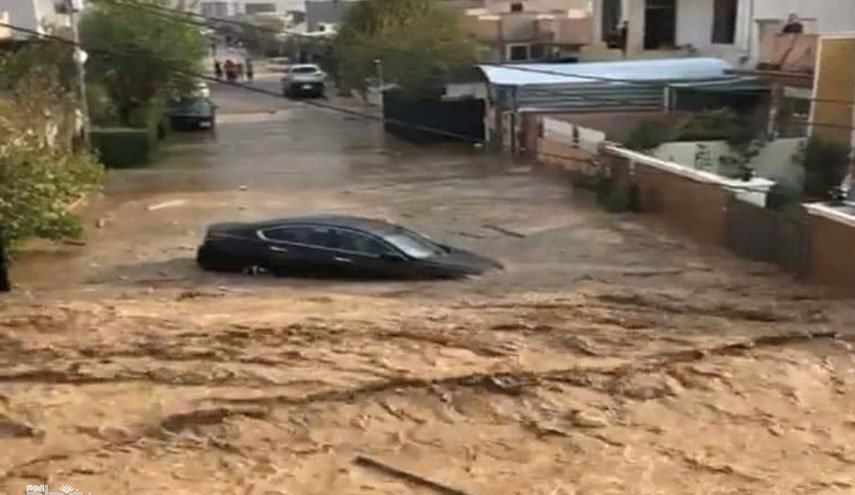 شهود: فقدان طفل وغرق منازل في فيضانات أربيل
