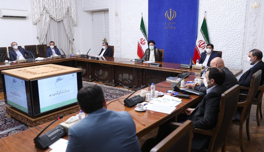 هیچ بن‌بستی در مسیر حل مشکلات کشور وجود ندارد/ اقدامات اجزای دولت باید مکمل یکدیگر و در راستای حل مشکلات کشور باشد