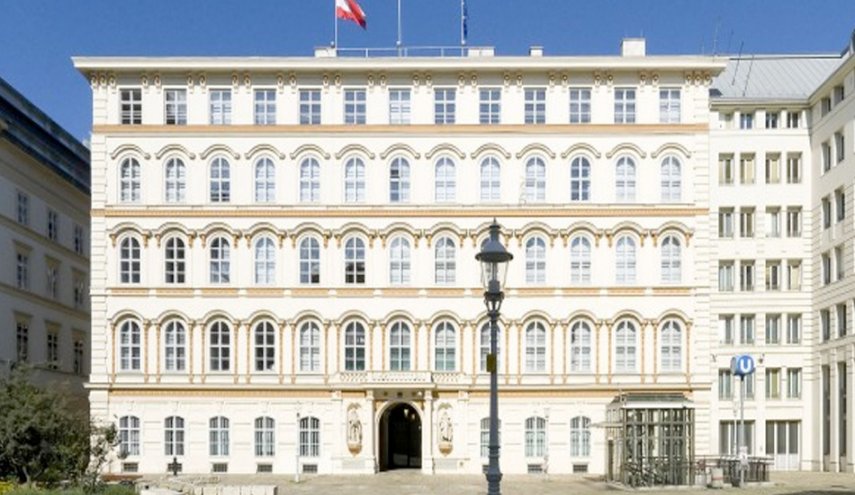 وزير خارجية النمسا: لايمكن فرض سلام دائم فى أوروبا إلا بمشاركة روسيا