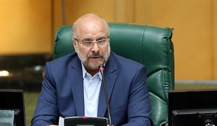 قالیباف: تا سیاست‌های اقتصادی دولت روشن نشود، بورس ثبات نمی‌یابد/ جلوی رانت‌های اطلاعاتی را بگیرید
