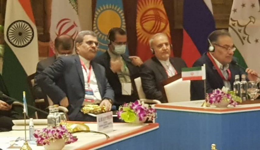 شمخانی: آمریکا حتی در موضوع صلح در افغانستان نیز فریبکارانه رفتار کرد/ اعلام آمادگی ایران برای کمک به حل بحران انسانی در افغانستان