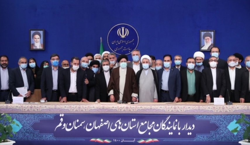 دولت برای رفع نگرانی مردم درباره کم‌آبی برنامه کوتاه مدت و بلندمدت دارد/ قانون جدید حمایت از خانواده را اجرا خواهیم کرد