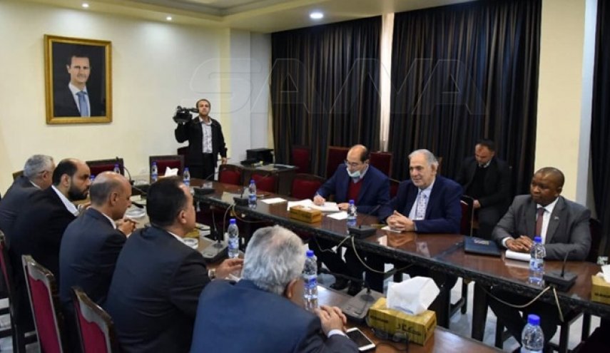 سوريا وجنوب أفريقيا يبحثان تعزيز التعاون بينهما

