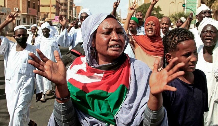 عزای عمومی در سودان به دنبال شهادت 10 تظاهرکننده و 80 زخمی 