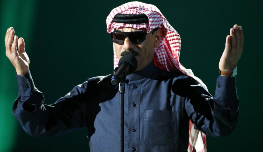 تركيا تعتقل المغني السوري عمر سليمان بتهمة 