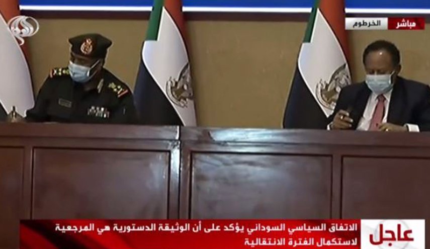 حمدوک و البرهان توافق سیاسی در سودان را امضا کردند