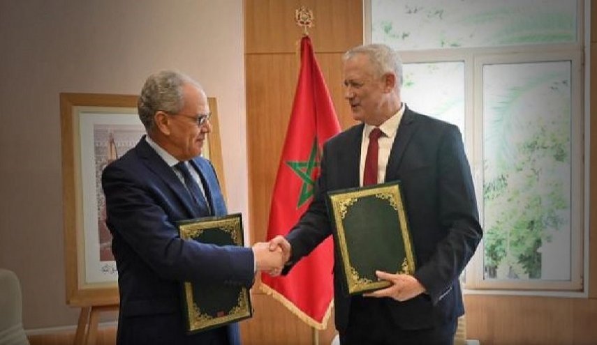 تجمع مغربی ها در اعتراض به سفر وزیر جنگ رژیم صهیونیستی به کشورشان