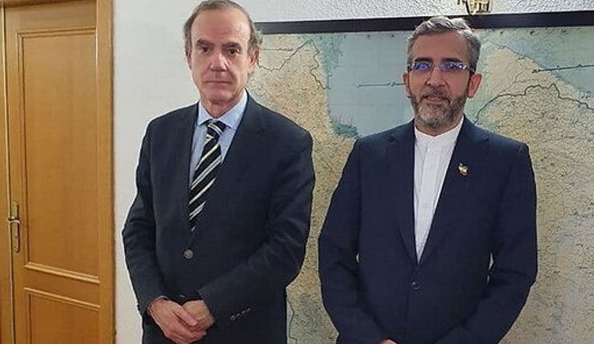 رایزنی باقری و انریکه مورا پیش از نشست وین