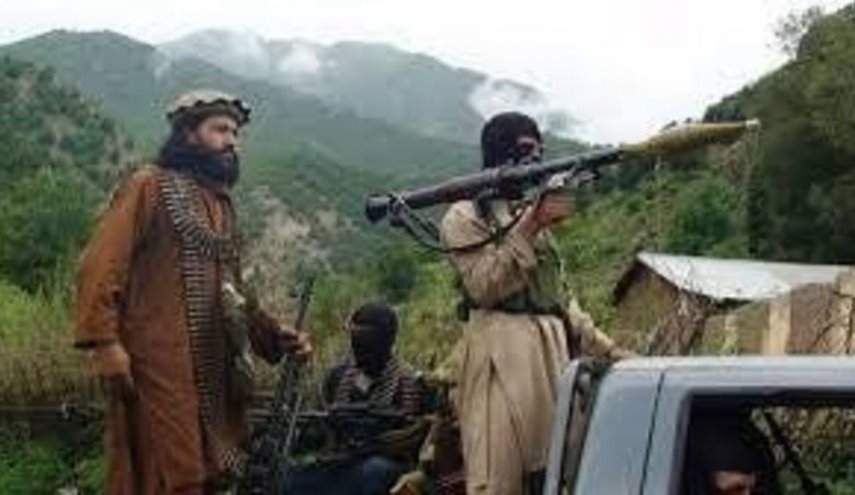 کشته شدن ۳ تروریست داعشی در درگیری با طالبان