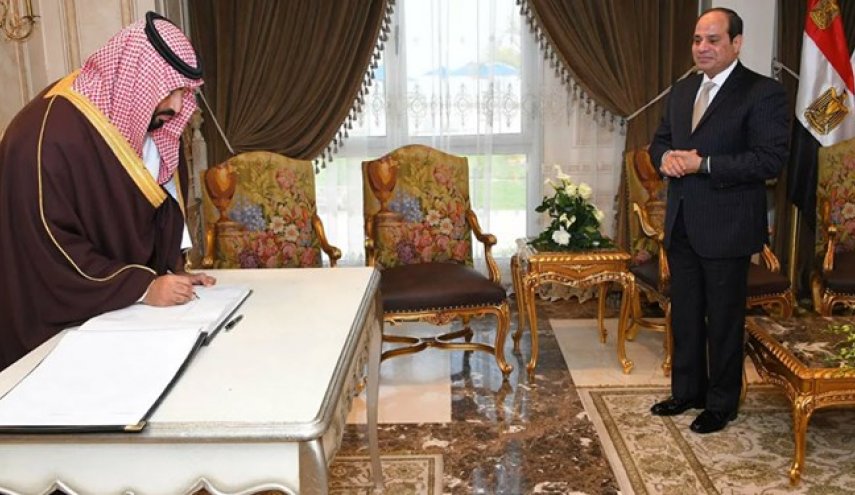 وقتی رئیس‌جمهور مصر از رفتار بن سلمان عصبی شد و او را «بچه» خطاب کرد
