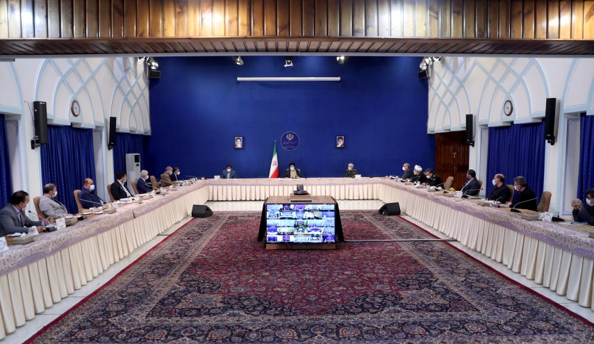 رئیس جمهور: رعایت اصول بهداشتی، پیشگیری و نظارت دقیق تنها راه مصون ماندن از موج جدید کرونا است/ ارائه گزارش از وضعیت شیوع سویه جدید اُمیکرون در جهان