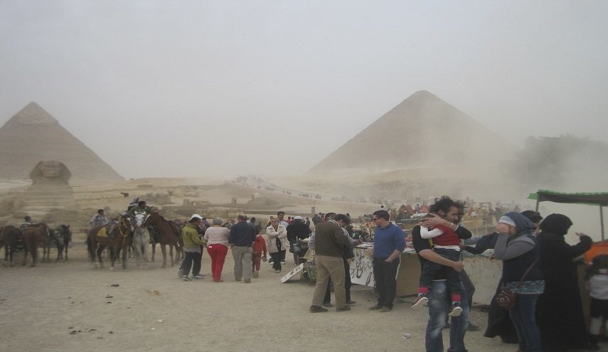 مصر.. بيان عاجل ينذر المواطنين من وجود غاز سام في الهواء
