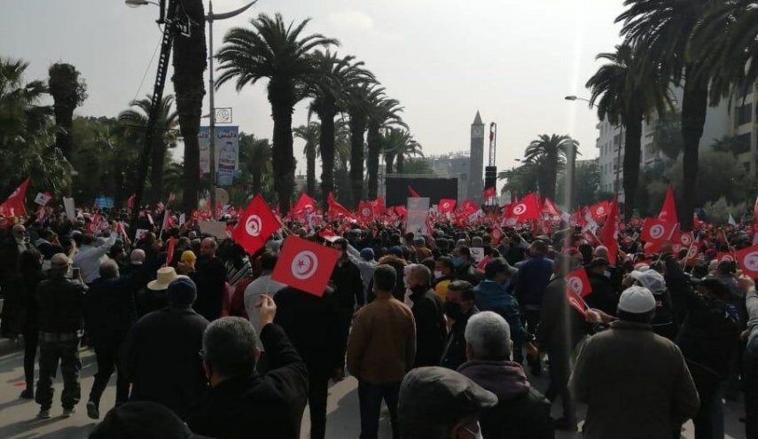 جوهر بن مبارك يدعو التونسيين للاعتصام في شارع الحبيب بورقيبة