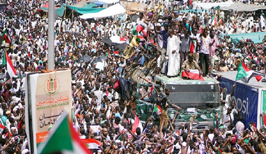 تجمع المهنيين السودانيين يوجه نداء عاجلا للمحتجين
