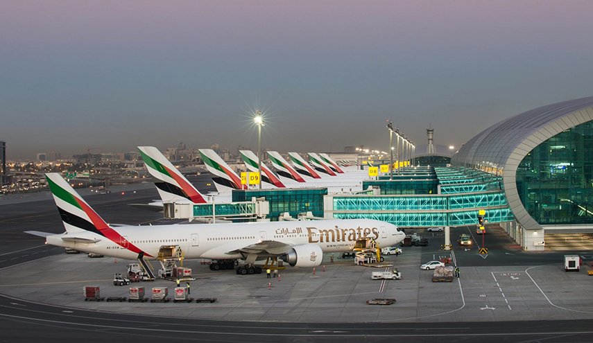 الإمارات تعلق الدخول إليها من 4 دول