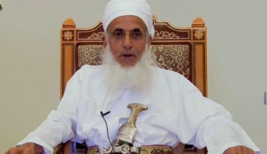 مفتي عُمان يدعو المسلمين لمواجهة 'الشذوذ الجنسي'