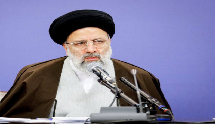 رئیسی: اگر به اقتصاد مقاومتی توجه می‌شد، مشکلات امروز را نداشتیم