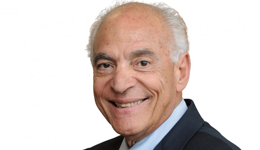 العالم المصري فاروق الباز يطالب بإعدام هؤلاء ونصب مشانقهم!