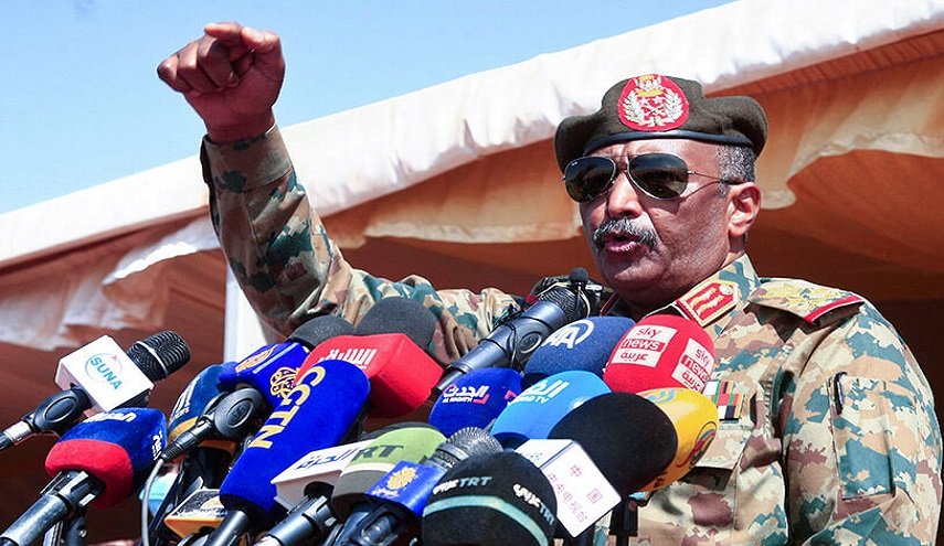 البرهان: حريصون على تعيين رئيس وزراء مدني